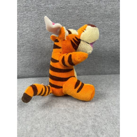 Disney Winnie the Pooh Tiger Plush Stuffed Animal Easter Bunny Dann Dee 7" - Picture 3 of 4